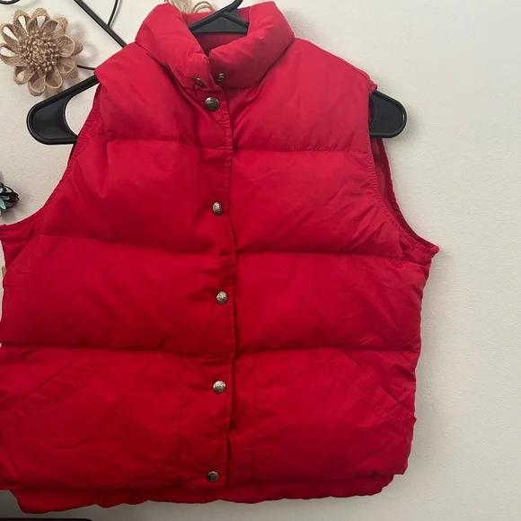 Women's LL Bean Red Puffer Vest, Size L - Picture 1 of 4